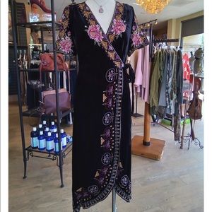 Johnny Was Joanna Velvet Wrap Dress XS, black pink floral